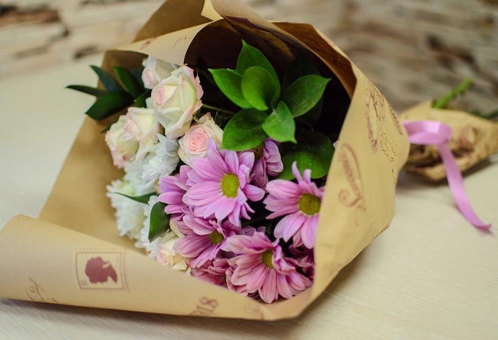 Букет цветов из: Розы и Хризантемы в Гаспре