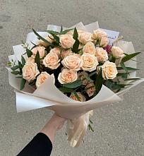 Букет Кремовые розы Латте в Гаспре