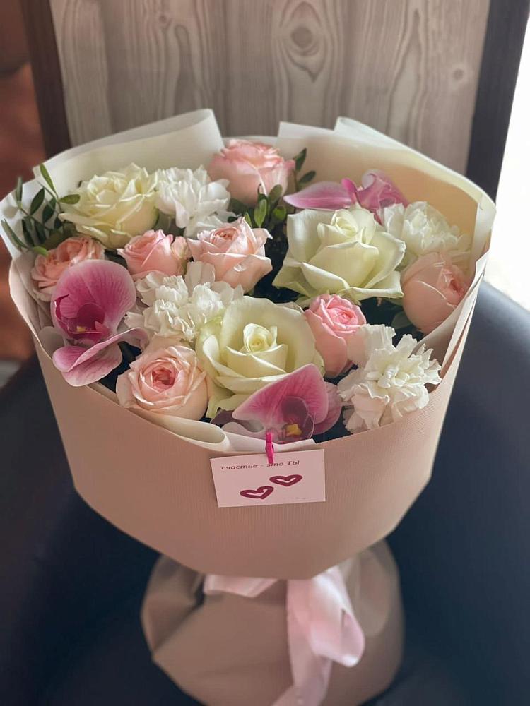 Букет цветов из: Орхидеи, Розы и Гвоздики в Гаспре