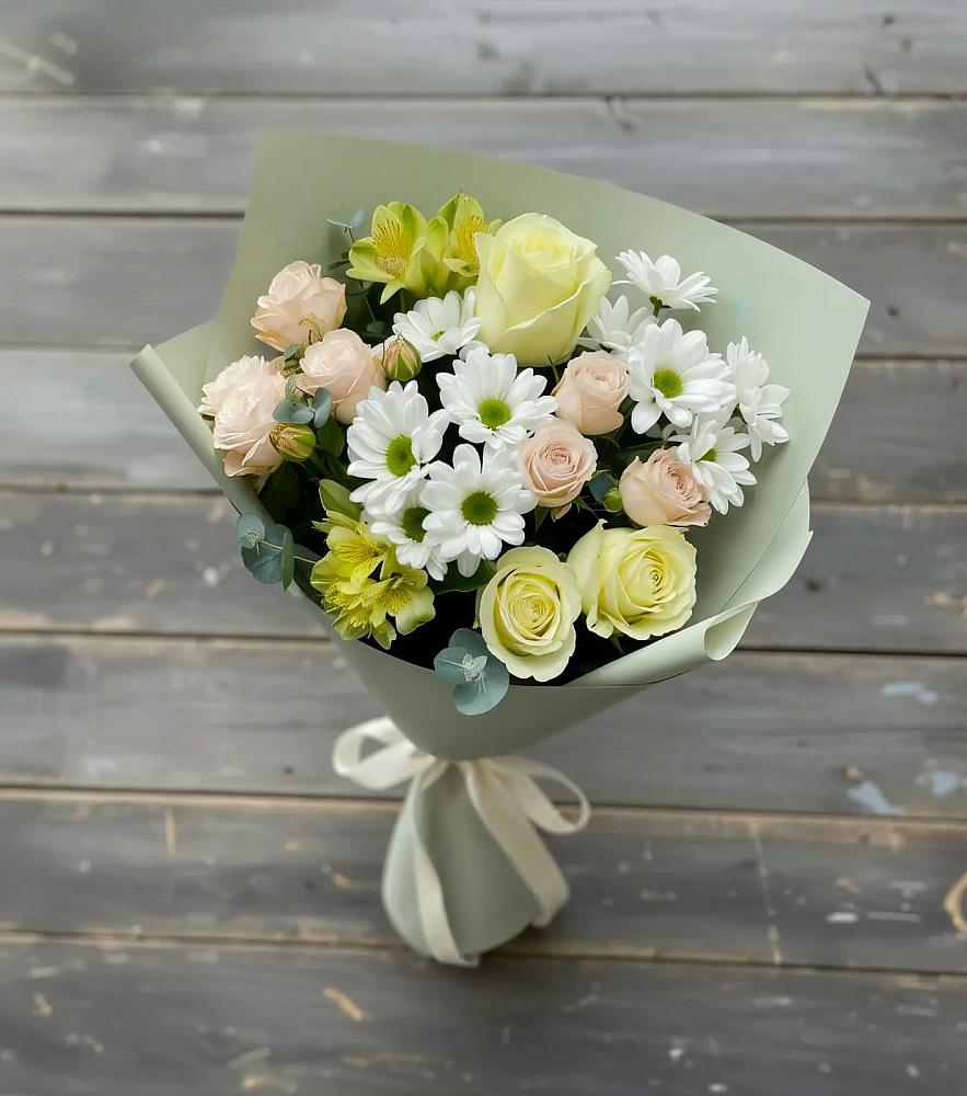 Букет цветов из: Альстромерии, Розы и Хризантемы в Гаспре