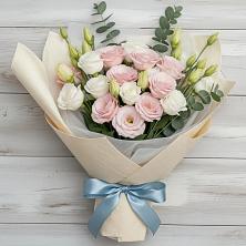 Букет цветов из:  Лизиантусы в Гаспре