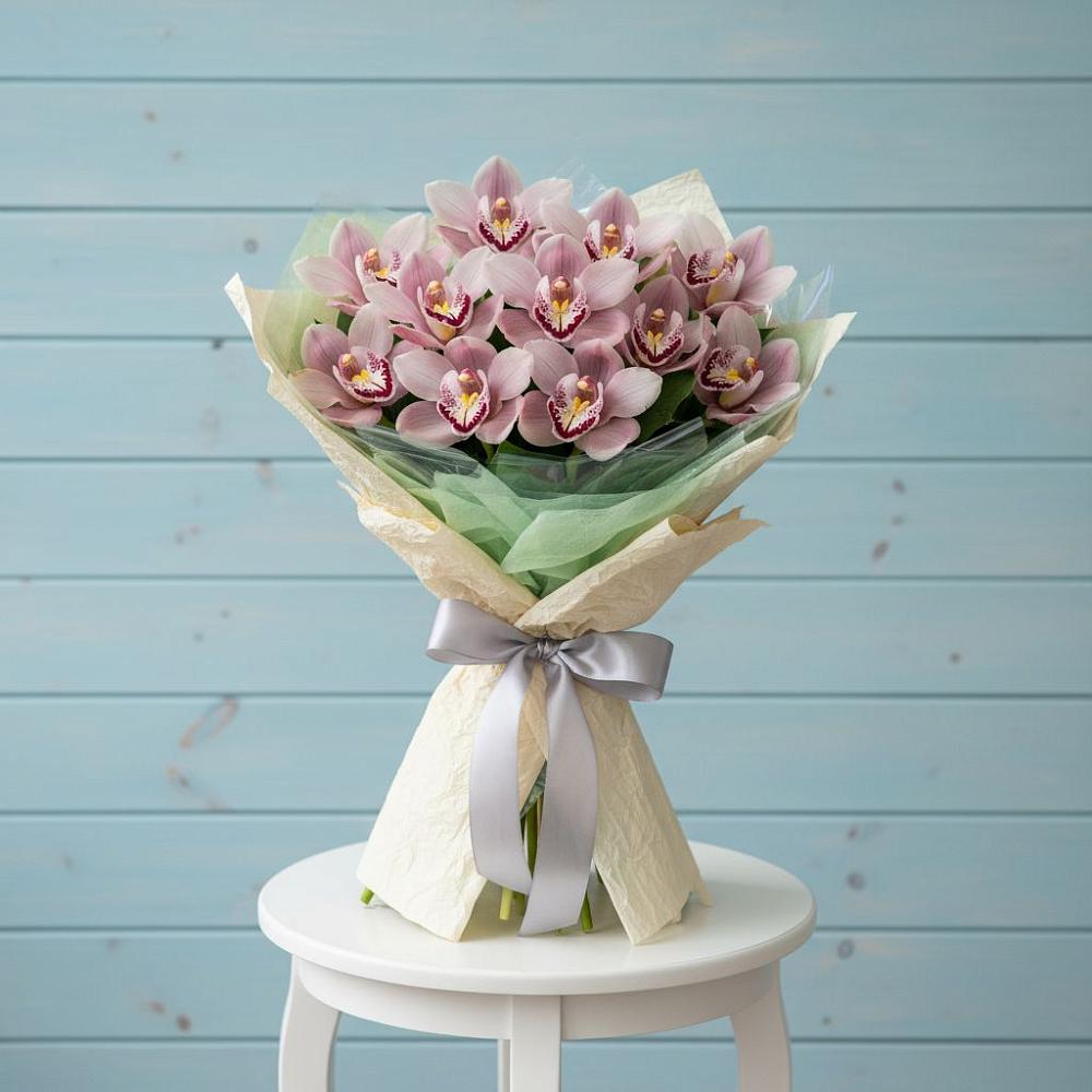 Букет цветов из: Орхидеи и Розы в Гаспре