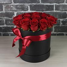 Цветочная композиция из Розы в шляпной коробке в Гаспре