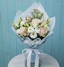 Букет цветов из:  Розы и Лизиантусы #REPLACE_PRED# Гаспре